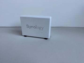 Synology DiskStation DS115j met 1TB Samsung SSD beschikbaar voor biedingen