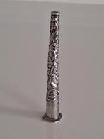 Naaldenkoker 18e eeuw,meesterteken G.H.(Gerrit Honing)Amster, Antiek en Kunst, Ophalen, Zilver