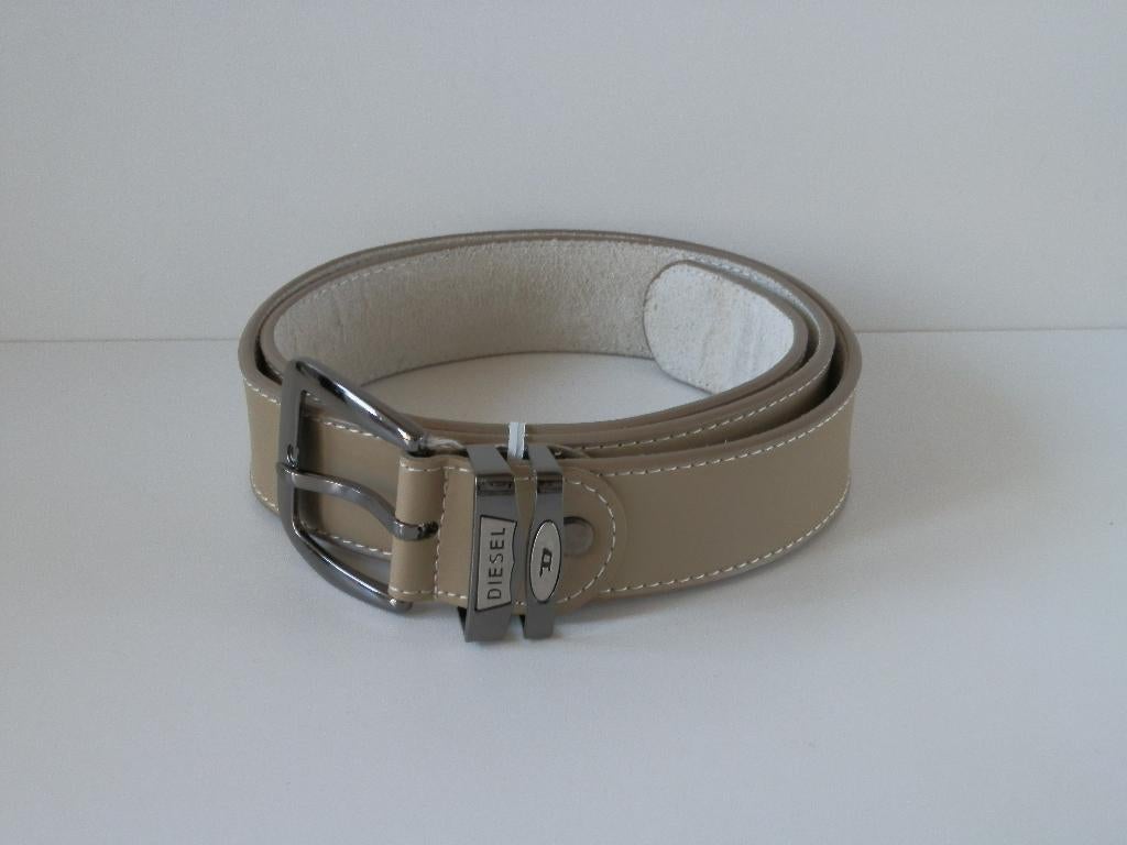 Diesel riem. Unisex., Kleding | Heren, Riemen en Ceinturen, Echt leder, Ophalen of Verzenden, Zo goed als nieuw, 115 cm of meer