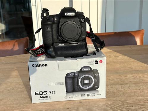 Canon EOS 7D mkII + Canon 100-400mm EF f/4.5-5.6 IS USM, Audio, Tv en Foto, Fotocamera's Digitaal, Gebruikt, Spiegelreflex, Canon