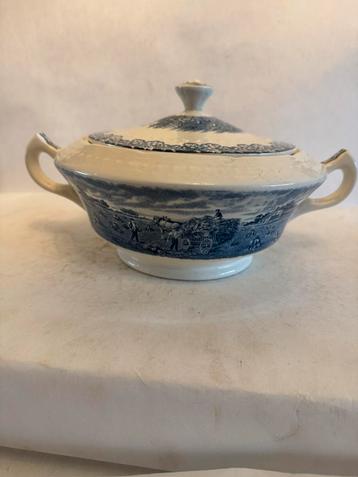 Vintage Porseleinen Deksel Schaal Blauw Decor beschikbaar voor biedingen