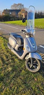 Sym Fiddle 3 - Grijs - 45km/u - Windscherm - 2019 - 16700km, Ophalen, Gebruikt, Maximaal 45 km/u, 0 versnellingen