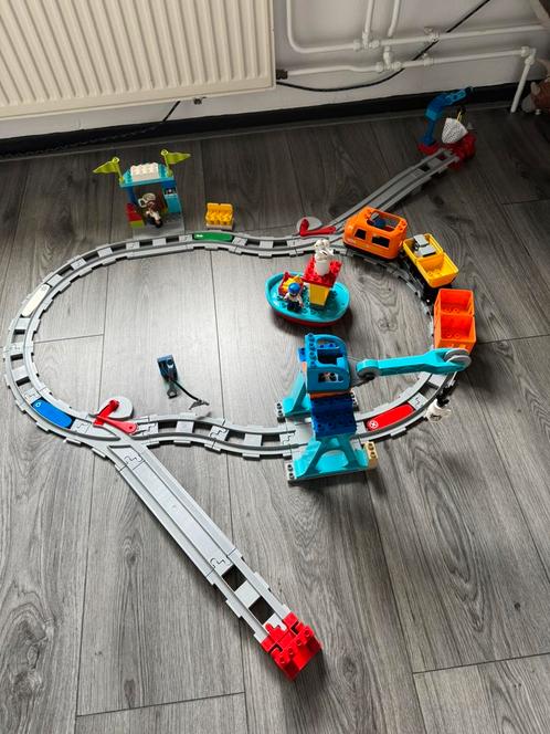 Lego Duplo Goederentrein 10875, Kinderen en Baby's, Speelgoed | Duplo en Lego, Gebruikt, Duplo, Complete set, Ophalen of Verzenden
