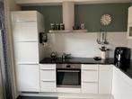 Witte keuken zwart composiet werkblad tegen vriendenprijsje, Ophalen, Gebruikt, Wit, Hoekkeuken