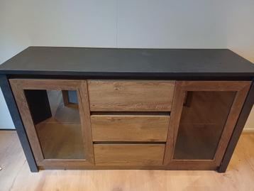 Dressoirkast 140x79x43,5