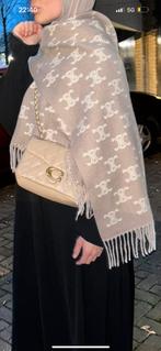 Mooie sjaal - 1x gedragen celine, Ophalen of Verzenden, Zo goed als nieuw, Beige, Overige typen