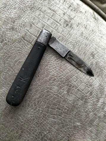 Oude Rich. A. Herder Solingen Mes uit WOII beschikbaar voor biedingen