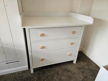 Hemnes lade kast (gebruikt als commode) beschikbaar voor biedingen