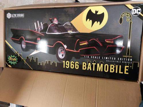 Jazzinc Dioramas Batman 1/6 1966 Batmobile Collectible DX, Verzamelen, Film en Tv, Nieuw, Film, Beeldje, Replica of Model, Ophalen
