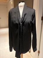 LaDress Zwarte Crêpe satijn Blouse met Strik - Maat S, Kleding | Dames, Blouses en Tunieken, Zwart, Ophalen of Verzenden, Zo goed als nieuw