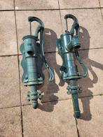Te koop: 2x ouderwetse waterpomp, staal, tuindecoratie, Tuin en Terras, Tuinwanddecoratie, Ophalen, Gebruikt
