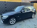 Bmw X1 sDrive18d 2011| ZWART| 17”| 235DKM| NAP| TREKHAAK, Auto's, BMW, Euro 5, Beige, 1445 kg, Zwart