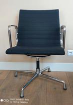 2 Vitra Eames bureaustoelen EA 107, zwart hopsak, Ophalen, Zwart, Zo goed als nieuw, Bureaustoel