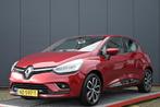 Renault Clio 0.9 TCe Intens camera rlink (bj 2017), Voorwielaandrijving, 898 cc, Gebruikt, Leder en Stof