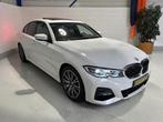BMW 3-Serie (g20) 318i 156pk Aut8 M-Pack, Schuifdak, Leder,, Gebruikt, 1465 kg, Wit, Bedrijf