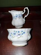 Melk en suiker set met blauwe bloemetjes, Ophalen of Verzenden, Zo goed als nieuw, Overige stijlen, Kop(pen) en/of Schotel(s)