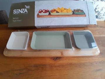 te koop nieuw tapas houten plaat met 3 schaaltjes beschikbaar voor biedingen