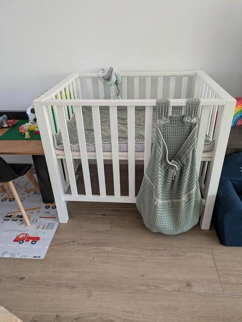 Witte box inclusief boxkleed en boxzak van Koeka, Kinderen en Baby's, Boxen, Zo goed als nieuw, Rechthoekig, In hoogte verstelbaar