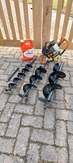 Grondboor verhuur - Perfect voor hekwerk en meer!, Ophalen of Verzenden, Gebruikt, Benzine, Onbekend