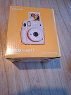 Fujifilm Instax Mini 11 met rolletje extra en rolletje erin, Ophalen, Zo goed als nieuw, Fuji, Geen optische zoom