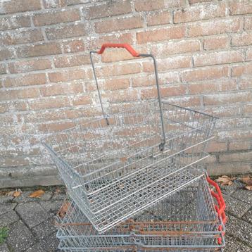 Vintage Winkelmandjes Jaren 80 winkelmandje metaal bakken  beschikbaar voor biedingen