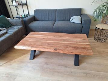 Salontafel massief hout met stalen X-poot 130x70cm  beschikbaar voor biedingen