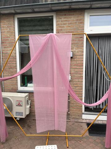 Decoratiestof - 3 stuks waarvan 2 lange en 1 kleine lap beschikbaar voor biedingen