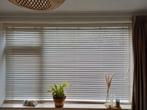 Witte houten jaloezieën en beige top down buttom up luxaflex, Huis en Inrichting, Ophalen of Verzenden, Wit