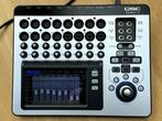 QSC touchmix-16 digitale mixer, Muziek en Instrumenten, 10 tot 20 kanalen, Gebruikt, Microfooningang, Ophalen