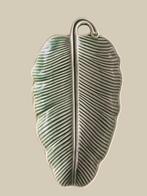 Vintage Bordalo Pinheiro Bananenblad Serveerschaal, Gebruikt, Porselein of Keramiek, Schaal, Verzenden