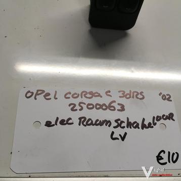 Opel Corsa C 1.2B 3 drs 2002 Wagennr 2500063 Raamschakelaar  beschikbaar voor biedingen