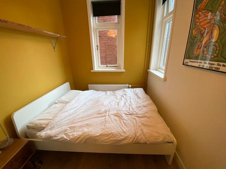 Malm Ikea bed 140x200 incl lattenbodem, Huis en Inrichting, Slaapkamer | Bedden, Gebruikt, Tweepersoons, 140 cm, 200 cm, Hout