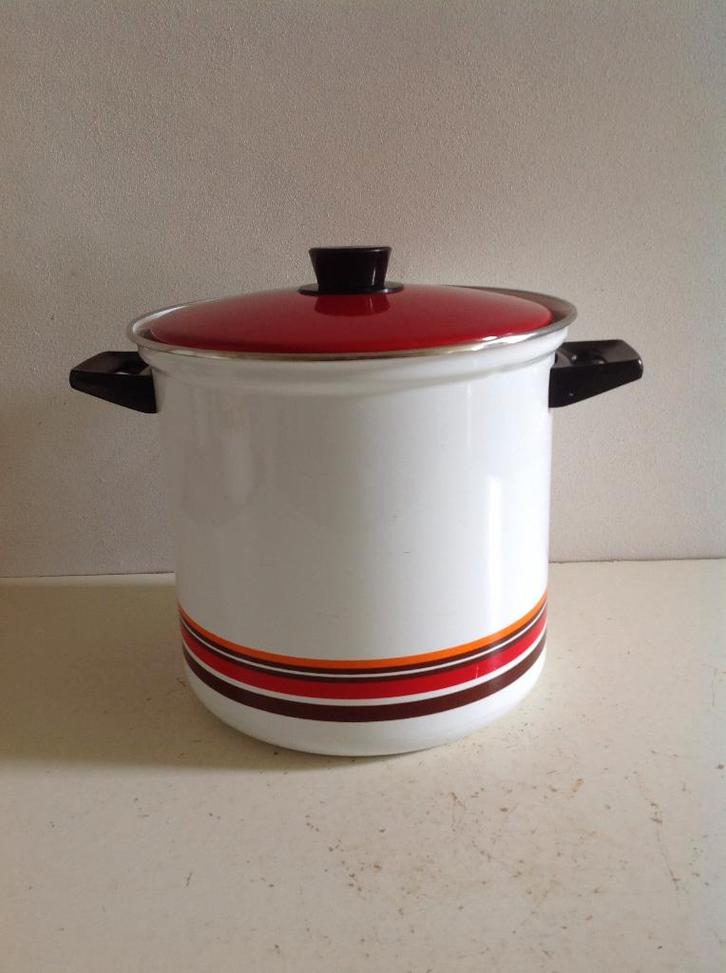 Emaille pan. Brabantia. 70’s., Huis en Inrichting, Keuken | Potten en Pannen, Gebruikt, Koekenpan of Braadpan, Gietijzer, Ophalen of Verzenden