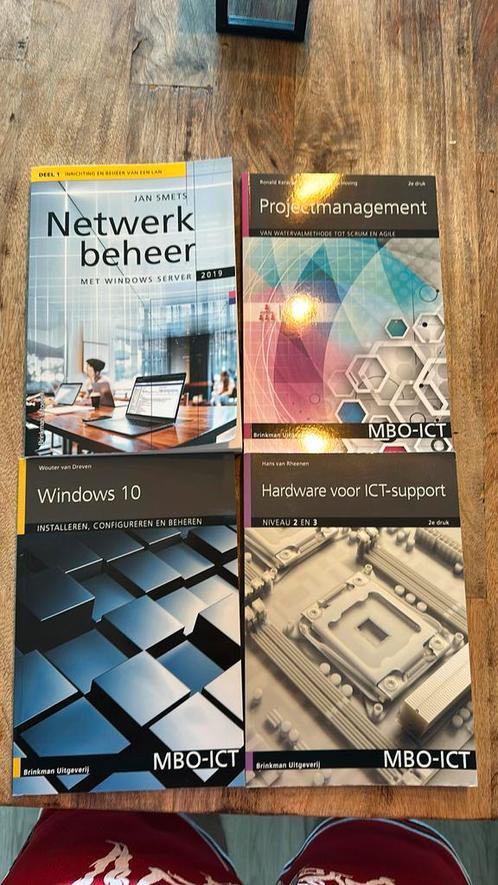 School boeken IT MBO, Boeken, Schoolboeken, Zo goed als nieuw, Nederlands, Overige niveaus, Ophalen