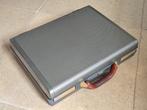 Vintage attaché-koffer SAMSONITE Ultra-Elite Hard, Sieraden, Tassen en Uiterlijk, Koffers, Gebruikt, Hard kunststof, Slot, Minder dan 50 cm