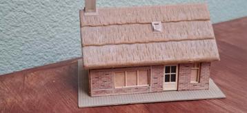 HO MODELHUISJE  beschikbaar voor biedingen