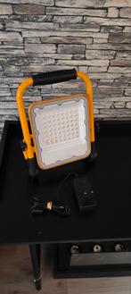 LED Bouwlamp op standaard, Doe-het-zelf en Verbouw, Bouwverlichting, Ophalen of Verzenden, Nieuw, Minder dan 50 watt, Lamp met armatuur