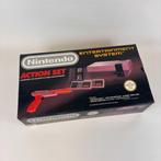 Nintendo Nes Console Action Set, Spelcomputers en Games, Spelcomputers | Nintendo NES, Nintendo, Met 2 controllers, Ophalen of Verzenden