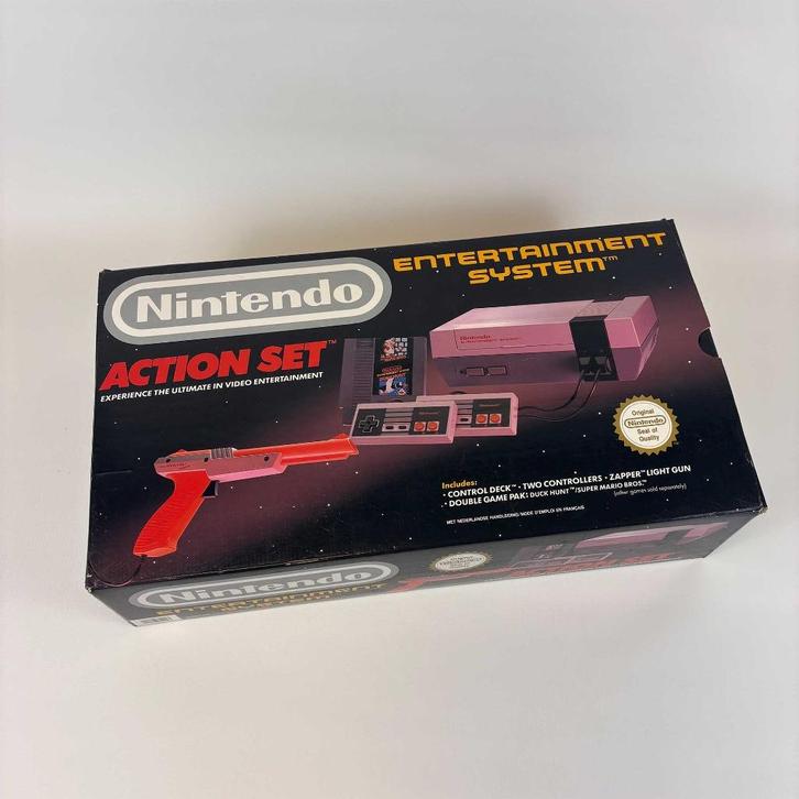 Nintendo Nes Console Action Set, Spelcomputers en Games, Spelcomputers | Nintendo NES, Gebruikt, Met 2 controllers, Ophalen of Verzenden