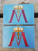 Zeldzame tegel 2x Gilliot Freres Hemiksem, kroon kruis, Ophalen of Verzenden