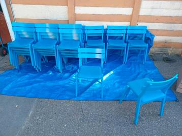Blauwe Kunststof Kantine Stoelen (Meerdere) beschikbaar voor biedingen