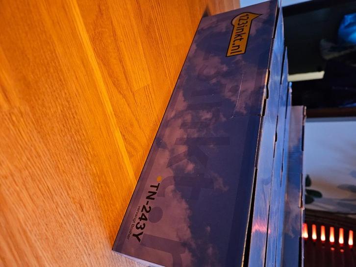 Laser Toner Cartridge - geel, roze, blauw en zwart, Computers en Software, Printerbenodigdheden, Nieuw, Cartridge, Ophalen