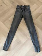 Mooie Levi’s 720 high rise super skinny, Levi ‘s, Ophalen of Verzenden, Zo goed als nieuw, W27 (confectie 34) of kleiner