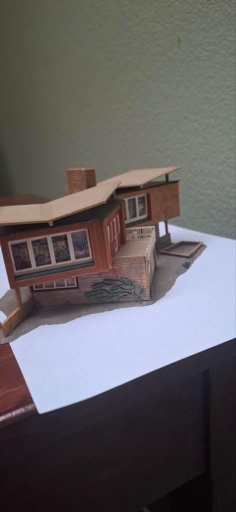 HO ZEER BIJZONDERE (TESSIN) VILLA, Hobby en Vrije tijd, Modeltreinen | H0, Gebruikt, Brug, Tunnel of Gebouw, Gelijkstroom of Wisselstroom