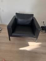 Stijlvolle zwarte fauteuil, Ophalen, Overige materialen, Minder dan 75 cm, Zo goed als nieuw