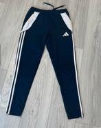 Adidas Broek Maat S - Sportief & Comfortabel!, Kleding | Heren, Broeken en Pantalons, Ophalen of Verzenden, Zo goed als nieuw