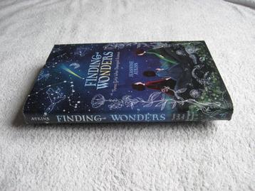 Jeannine Atkins - Finding Wonders (gebonden met stofomslag) beschikbaar voor biedingen