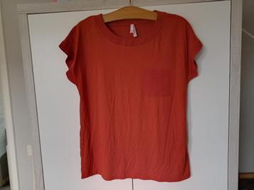 t-shirt/top bruin oranje korte mouw beschikbaar voor biedingen