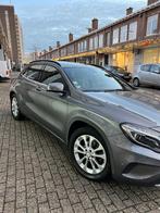 Mercedes-Benz GLA 180d | 109pk | officiële CarPlay | 2016, Auto's, Mercedes-Benz, 4 cilinders, Leder en Stof, Origineel Nederlands