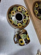 Vintage Espresso Kopjes met Bloemmotief, Antiek en Kunst, Antiek | Servies compleet, Ophalen of Verzenden